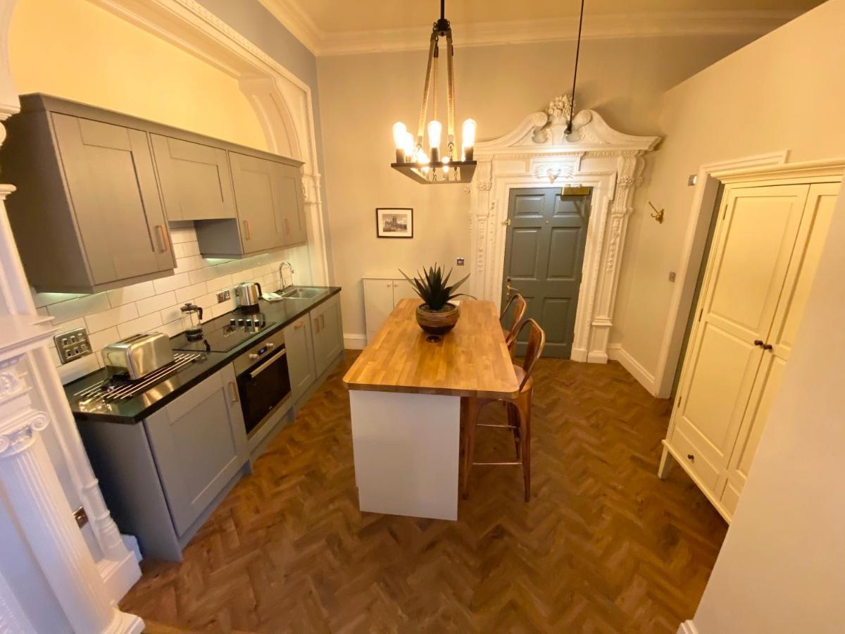 The Deakin At Claremont Serviced Apartments Лидс Экстерьер фото