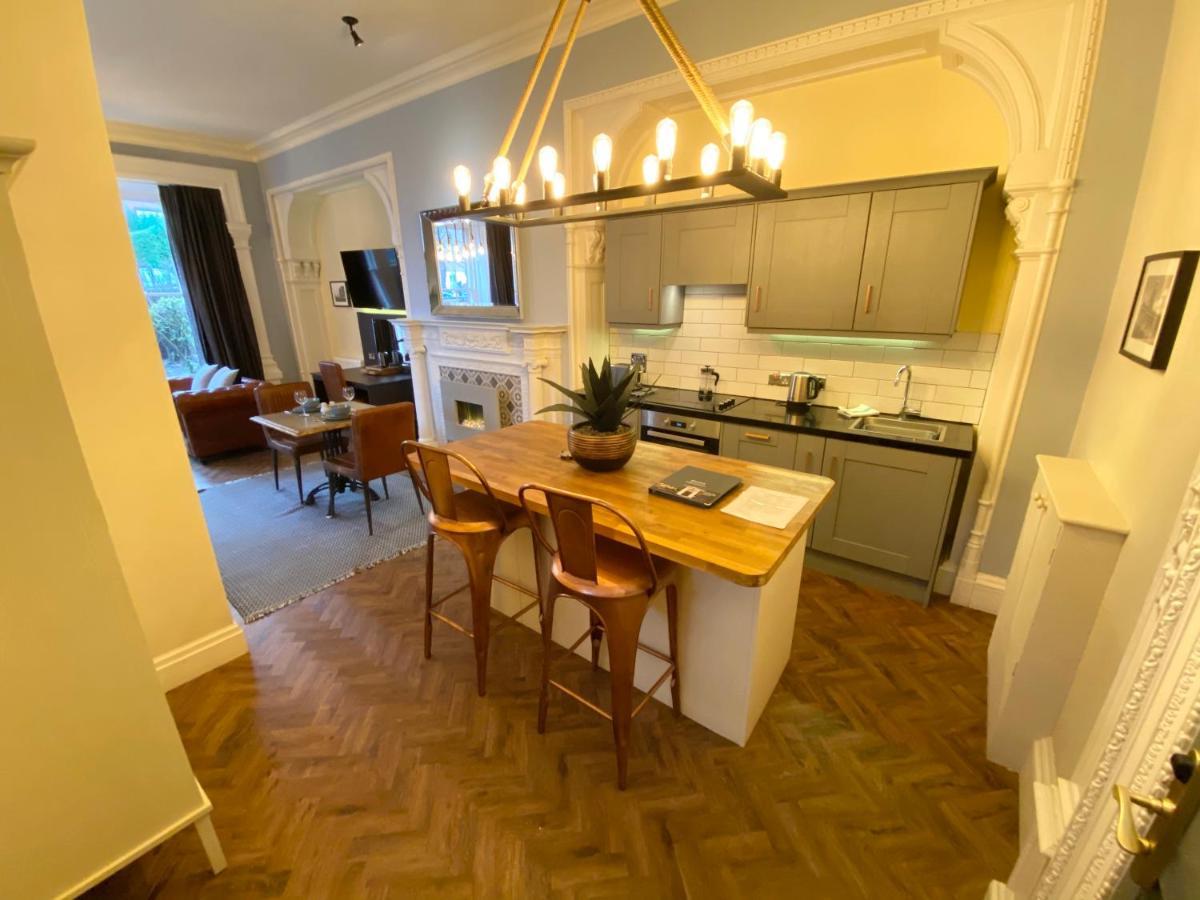 The Deakin At Claremont Serviced Apartments Лидс Экстерьер фото